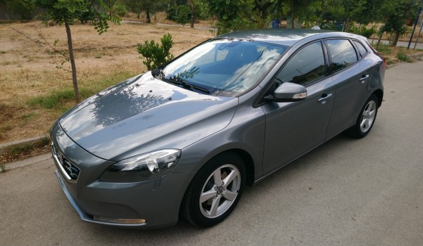 Volvo V40 1.6 D2 115HP AUTOMATIC KINETIC